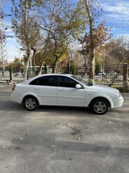 Lacetti avtomat 2009