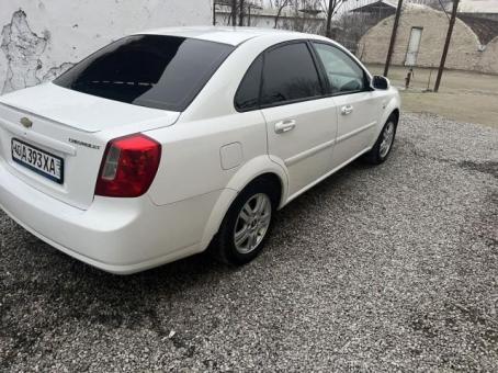 Lacetti 2 positsia ideal xolatta aniq oladigonla tel qilsin