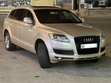 Audi Q7 3.6FSI Quattro сотилади.