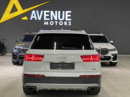 AUDI Q7 Quattro, 3.0 TFSI, 333 л.с