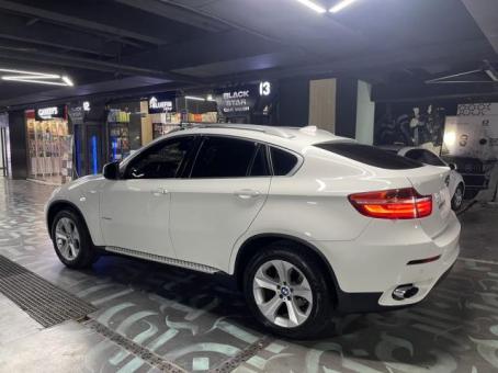 Продается автомобиль BMW X6 twin turbo