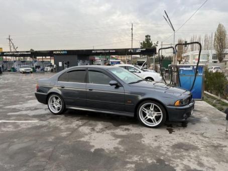 Продаётся BMW E39