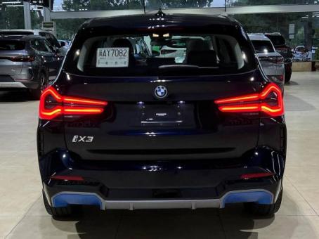 BMW IX3 full option