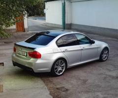 BMW e90 330i M package