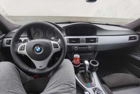 BMW e90 330i M package