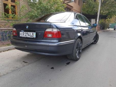 BMW e39 . Японка. 528i. 193 лошадки