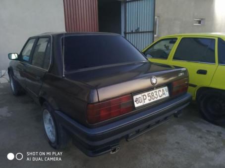 Bmw e30 в отличном состоянии