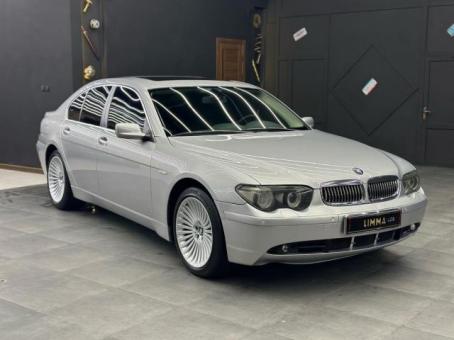 BMW 740i 2002 год