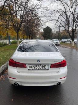 BMW 530I G30 в идеальном состоянии.