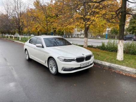 BMW 530I G30 в идеальном состоянии.