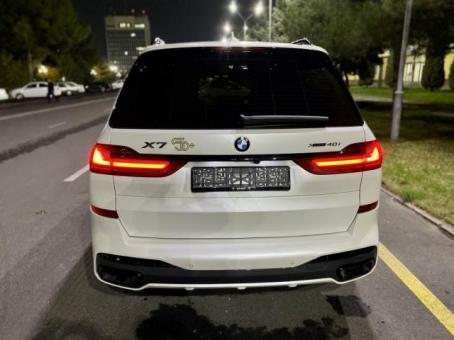 BMW X7 xDrive 40i