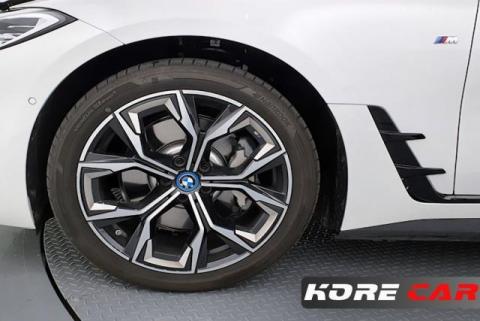 BMW eDrive40 sport
