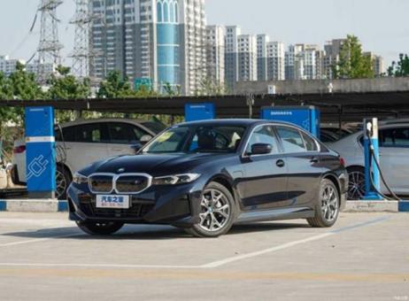 BMW i3 eDrive 35L   (Запас хода: 526 км