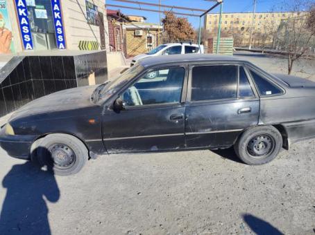 Nexia 1  1998 yil metan 100 lik