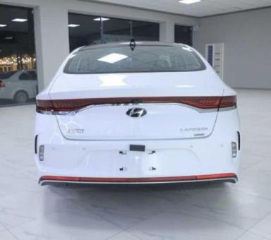 Hyundai. Lafesta