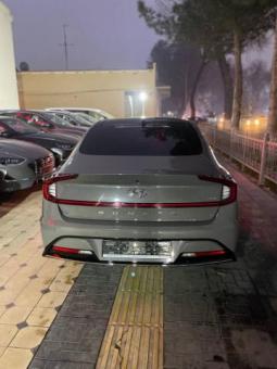 Hyundai Sonata Full