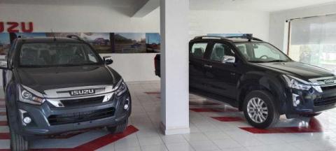 ISUZU D-Max пикап кредит лизинг