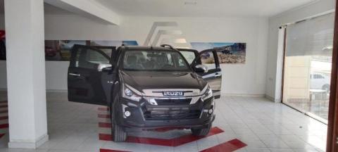 ISUZU D-Max пикап кредит лизинг