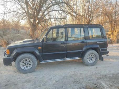 Внедорожник  Isuzu Trooper