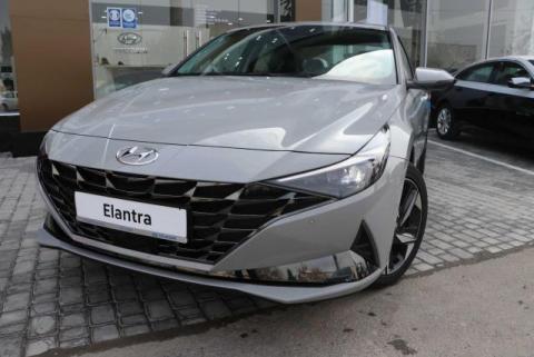 Hyundai Elantra Luxe Cyber gray 2022