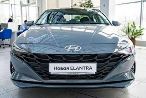 HYUNDAI ELANTRA arenda svikup