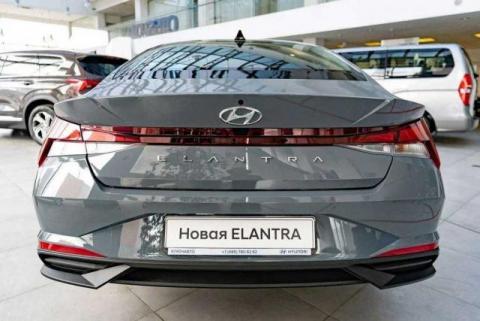 HYUNDAI ELANTRA arenda svikup