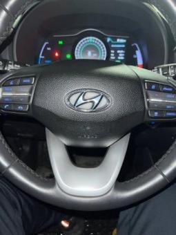 Hyundai Kona Sotiladi