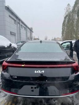 Новый KIA K8Оператор