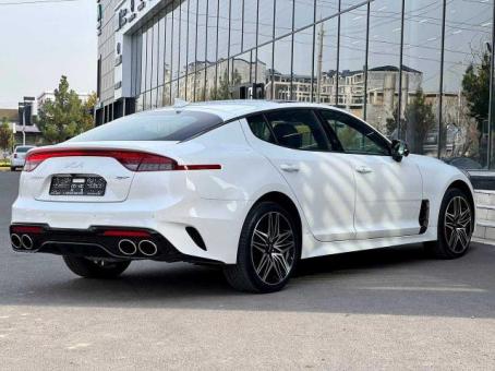 Продается KIA Stinger Gt