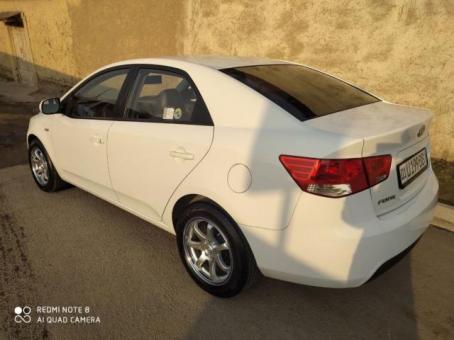 Kia Forte Ideal 2009