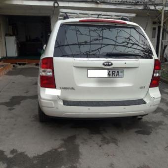 KIA Carnival metan  10.300 kami bor