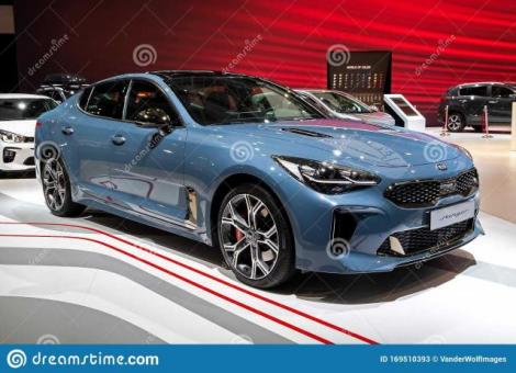 KIA STINGER  arenda svikup bosh 30% yillik 8%