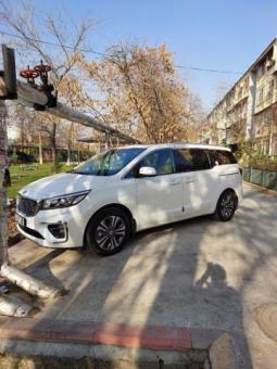 Продам KIA Karneval Grand