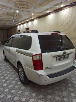 Kia Carnival 2007