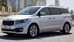 Продаю машину KIA CARNIVAL 3.3L V6 бензин 2018 год родной пробег 130