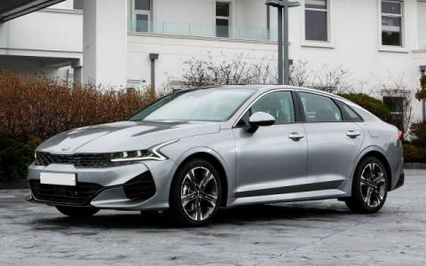 Kia K5 Style 1 yildan 6 yilgacha yillik 8%