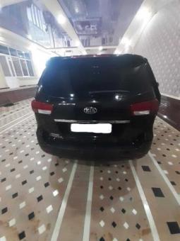 KIA Carnival 2016 бензин