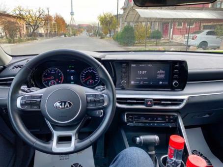 Срочно продам KIA K5