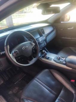 KIA Quaris 2013 yil