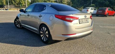 Продаётся  Kia Optima .