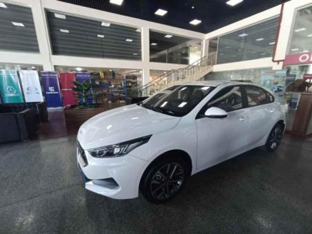 Таййор Електромобил KIA K3 запас ход  400км максимум скорост 160км