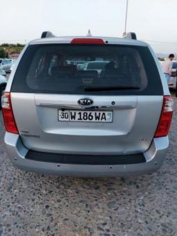 Продается KIA Carnival