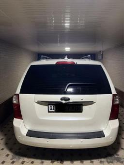 Kia carnival sotilad