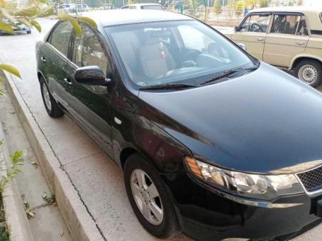 Kia forte 2008 год пробег 280 тыс, бензин, цена 9000