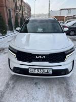 KIA Sorento sotiladi