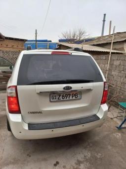 Продам свой KIA Carnival