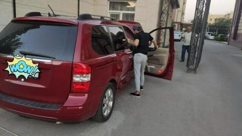 Srochna srochna Kia carnival srochna sotiladi