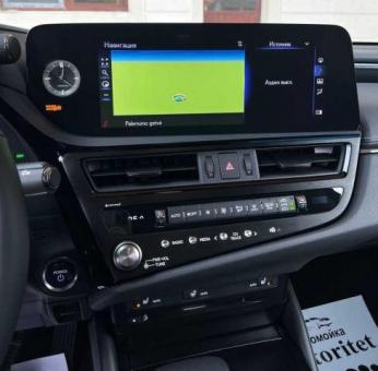 Lexus ES300h full options 2022 год в Наличии