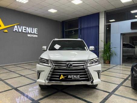 Продается Lexus LX570