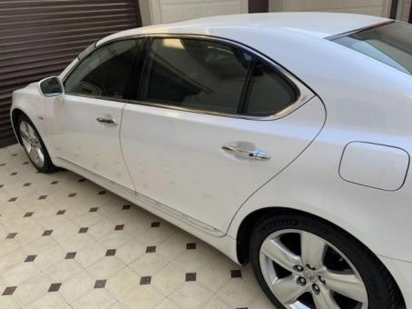 Lexus LS 460 L Exclusive package (фулл)